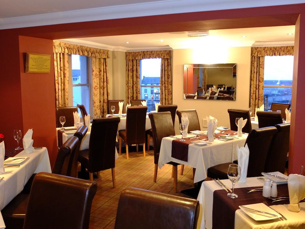 The Golden Lion Hotel Maryport Bagian luar foto